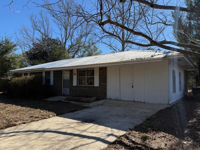 210 Sidney Avenue, Defuniak Springs, FL 32433