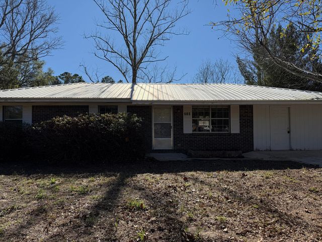 210 Sidney Avenue, Defuniak Springs, FL 32433