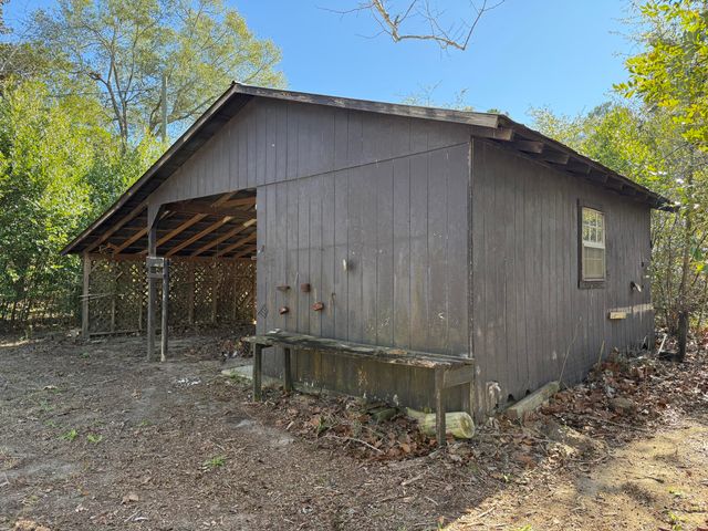 210 Sidney Avenue, Defuniak Springs, FL 32433