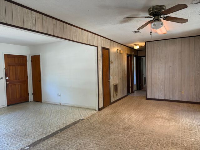 210 Sidney Avenue, Defuniak Springs, FL 32433