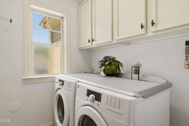 1304 Golden Bluff Lane, Fuquay Varina, NC 27526