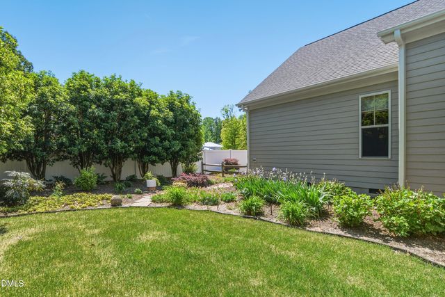 1304 Golden Bluff Lane, Fuquay Varina, NC 27526