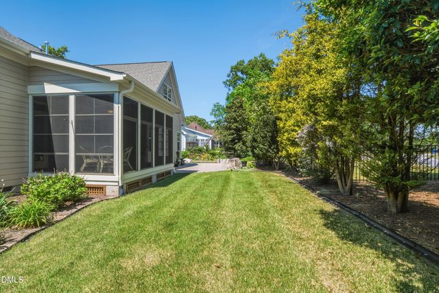 1304 Golden Bluff Lane, Fuquay Varina, NC 27526