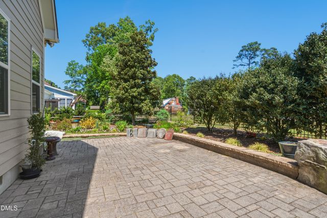 1304 Golden Bluff Lane, Fuquay Varina, NC 27526