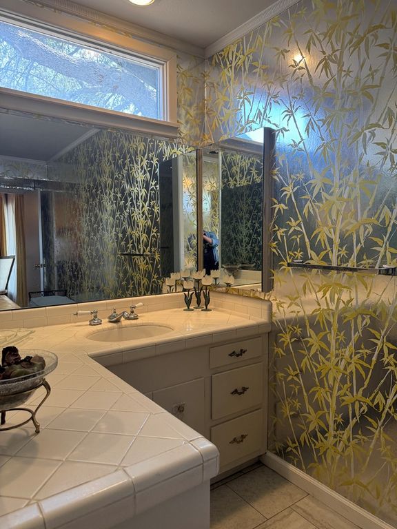 Image 15 of property listing at 1819 W Jefferson St, Pecos, TX 79772