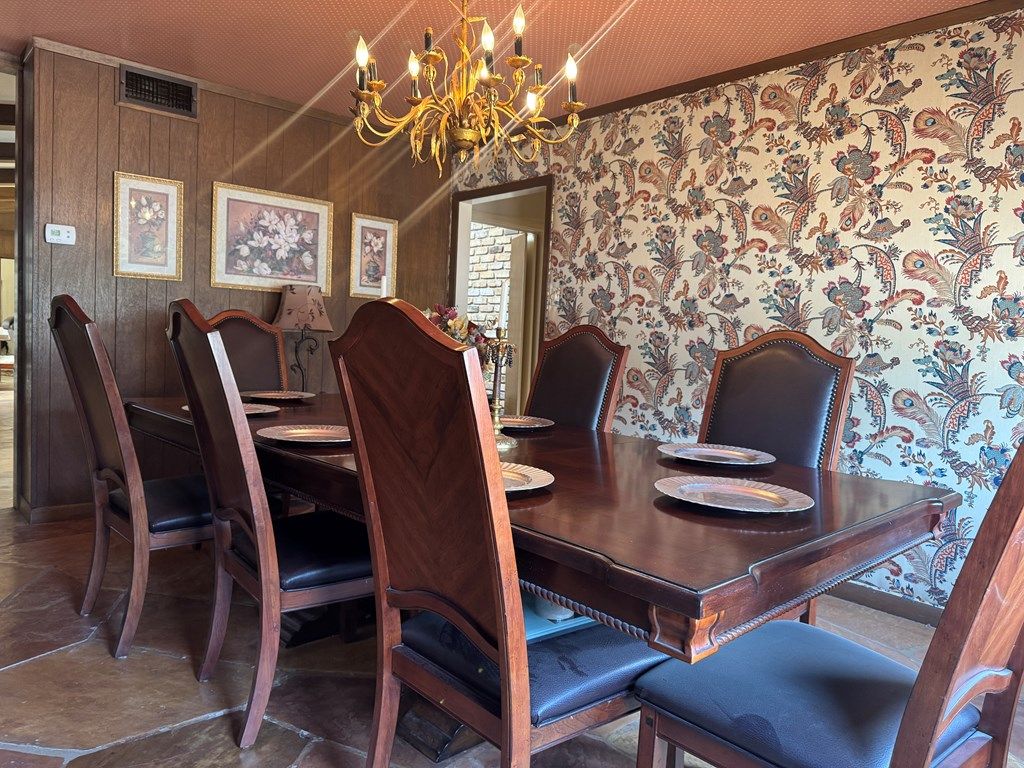 Image 4 of property listing at 1819 W Jefferson St, Pecos, TX 79772