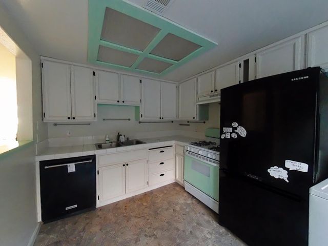 6697 Greenback Ln, Citrus Heights, CA 95621