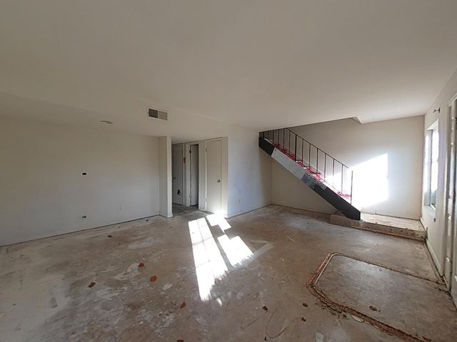 6697 Greenback Ln, Citrus Heights, CA 95621