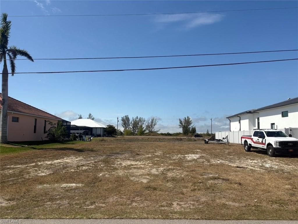 110 NW 39th AVE, CAPE CORAL, FL 33993 — exterior