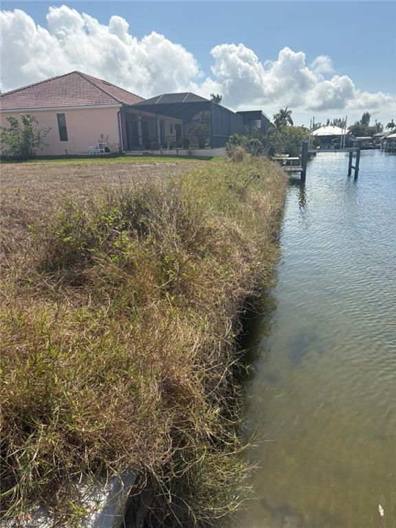 110 NW 39th AVE, CAPE CORAL, FL 33993 — photo 4