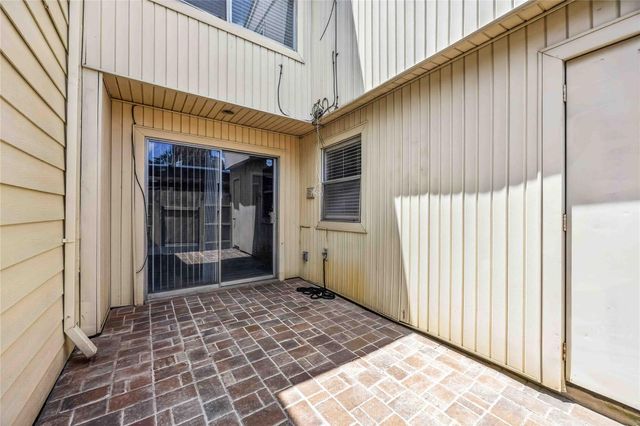 7866 Green Lawn Drive 7866, Houston, TX 77088
