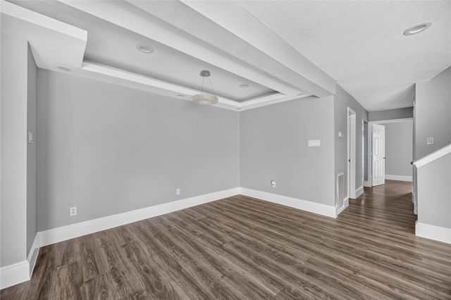 7866 Green Lawn Drive 7866, Houston, TX 77088
