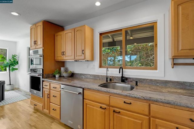 3336 Oak Ct, Lafayette, CA 94549
