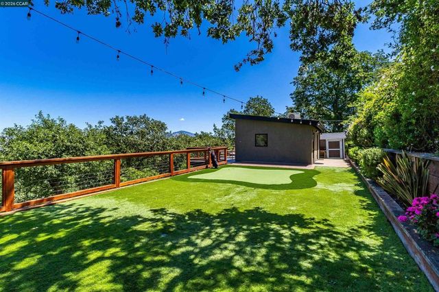 3336 Oak Ct, Lafayette, CA 94549