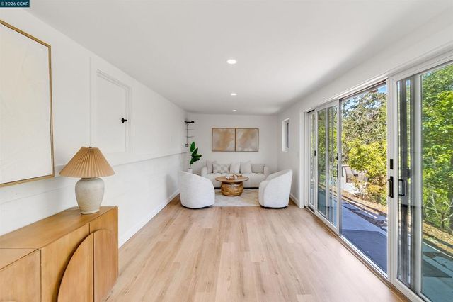 3336 Oak Ct, Lafayette, CA 94549