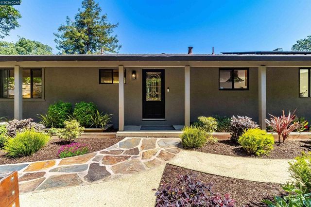 3336 Oak Ct, Lafayette, CA 94549