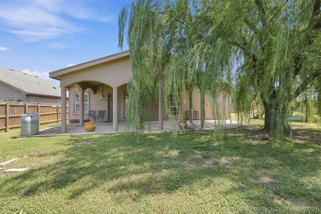 21440 E 36th Street S, Broken Arrow, OK 74014
