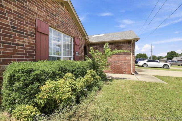 21440 E 36th Street S, Broken Arrow, OK 74014