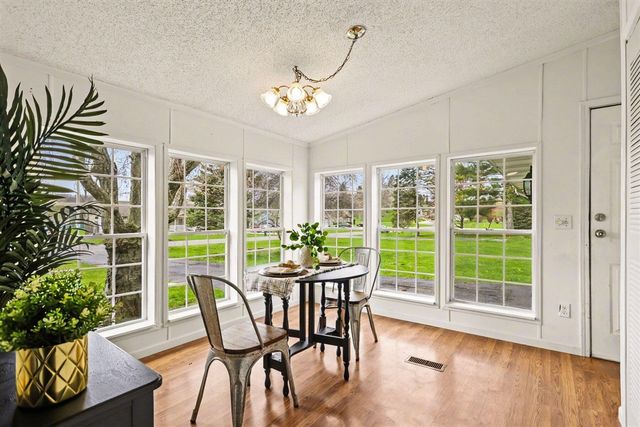10283 S Arrowhead Drive, Berrien Springs, MI 49103