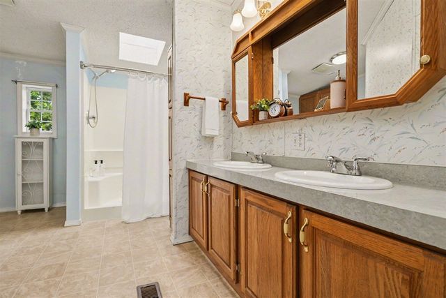 10283 S Arrowhead Drive, Berrien Springs, MI 49103