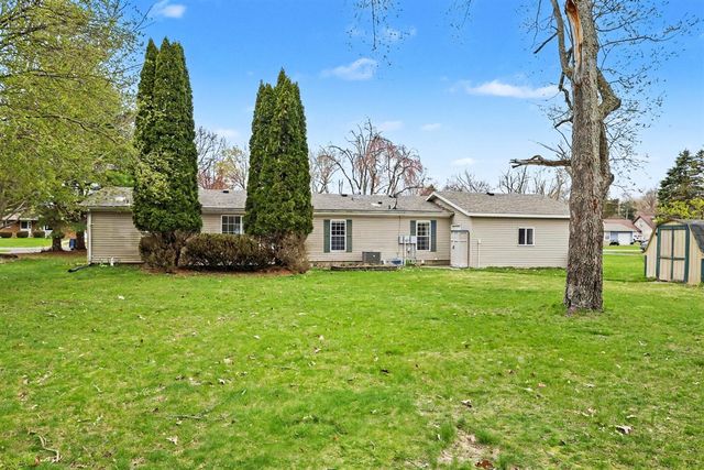10283 S Arrowhead Drive, Berrien Springs, MI 49103