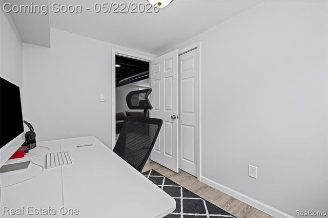 9136 Buckingham Street, White Lake, MI 48386