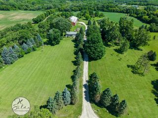 18918 Bunker Hill Road, Woodstock, IL 60098