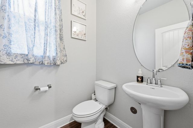 142 Dome Peak TER, Dripping Springs, TX 78620