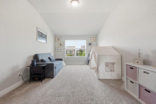 142 Dome Peak TER, Dripping Springs, TX 78620