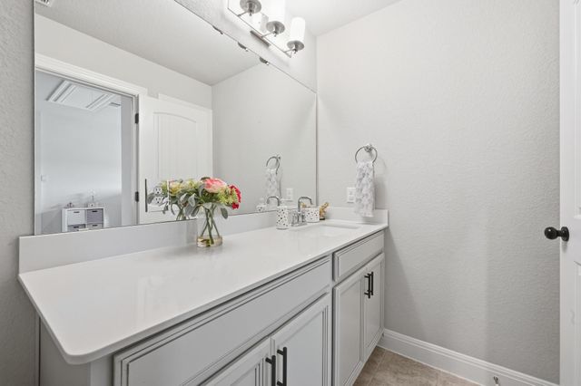142 Dome Peak TER, Dripping Springs, TX 78620