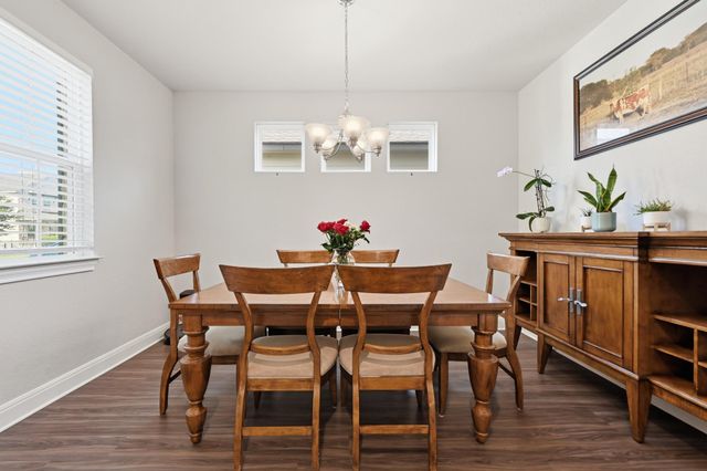 142 Dome Peak TER, Dripping Springs, TX 78620