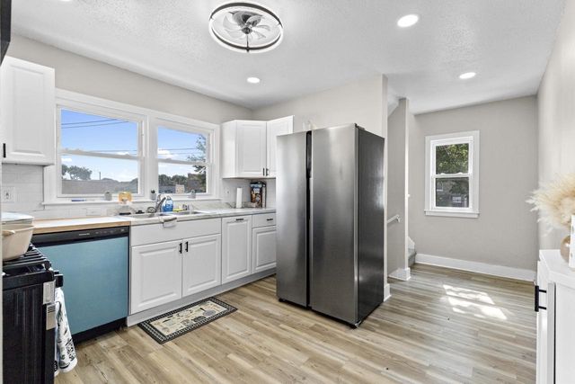 4439 N 27th STREET, Milwaukee, WI 53209