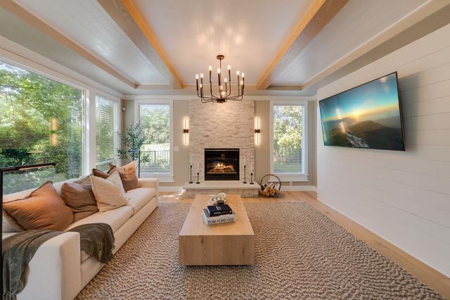 6151 Lockridge Dr, Granite Bay, CA 95746