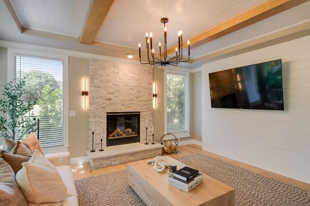 6151 Lockridge Dr, Granite Bay, CA 95746