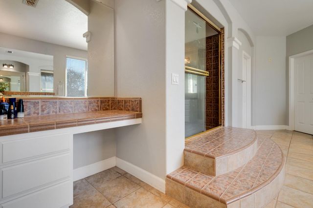 6151 Lockridge Dr, Granite Bay, CA 95746