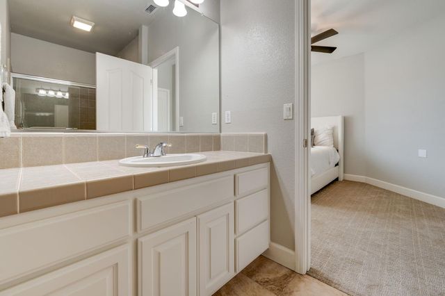 6151 Lockridge Dr, Granite Bay, CA 95746