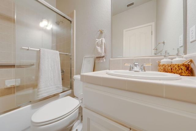 6151 Lockridge Dr, Granite Bay, CA 95746