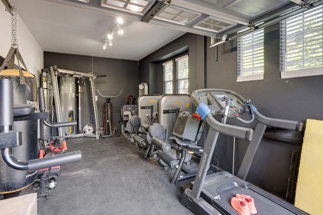 6151 Lockridge Dr, Granite Bay, CA 95746