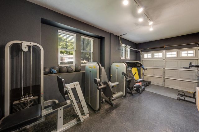 6151 Lockridge Dr, Granite Bay, CA 95746