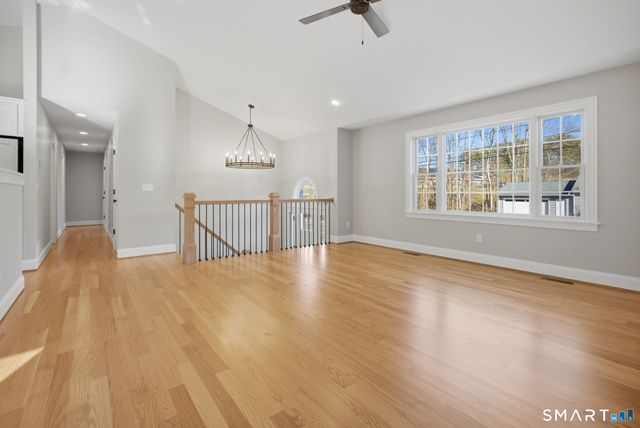 70 South Road, Ellington, CT 06029