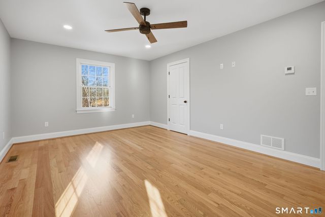 70 South Road, Ellington, CT 06029