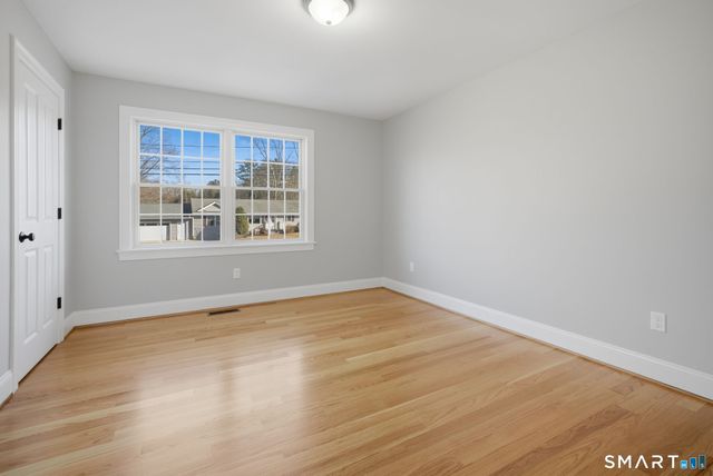 70 South Road, Ellington, CT 06029