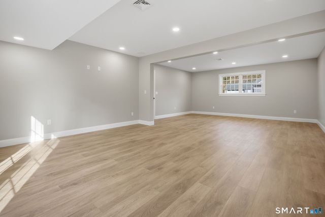 70 South Road, Ellington, CT 06029