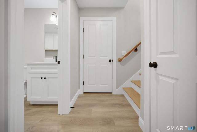 70 South Road, Ellington, CT 06029