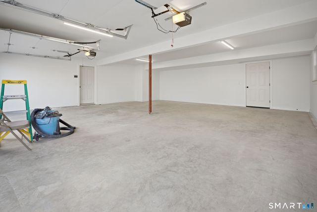 70 South Road, Ellington, CT 06029