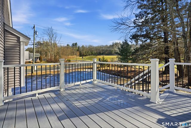 70 South Road, Ellington, CT 06029