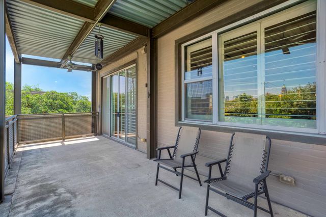 831 S Flores Street 2201, San Antonio, TX 78204