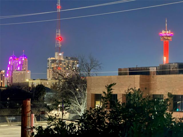 831 S Flores Street 2201, San Antonio, TX 78204