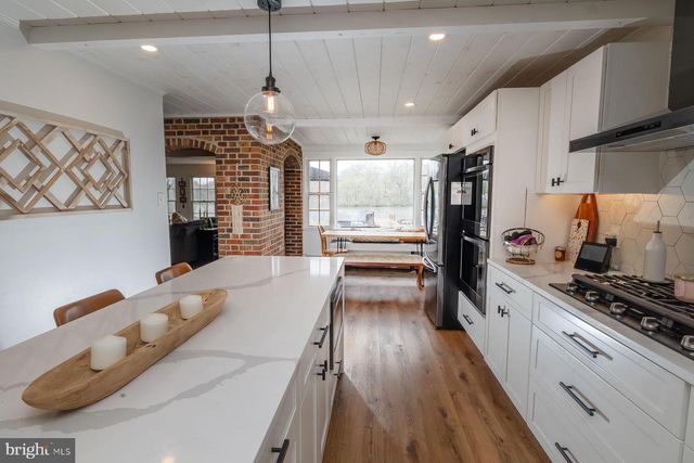 15 KENDALL BLVD, Oaklyn, NJ 08107