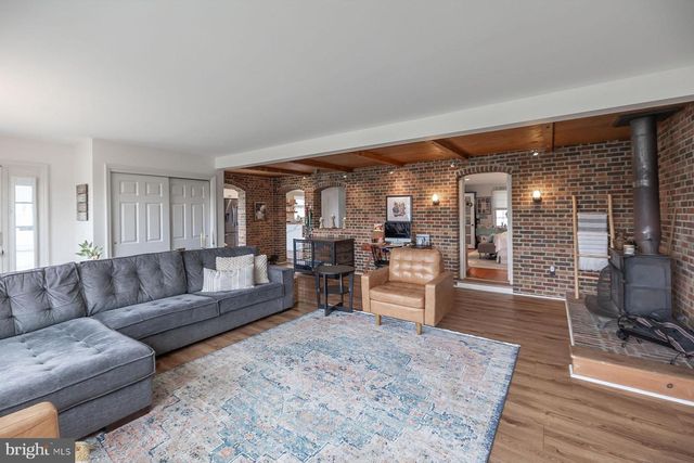 15 KENDALL BLVD, Oaklyn, NJ 08107